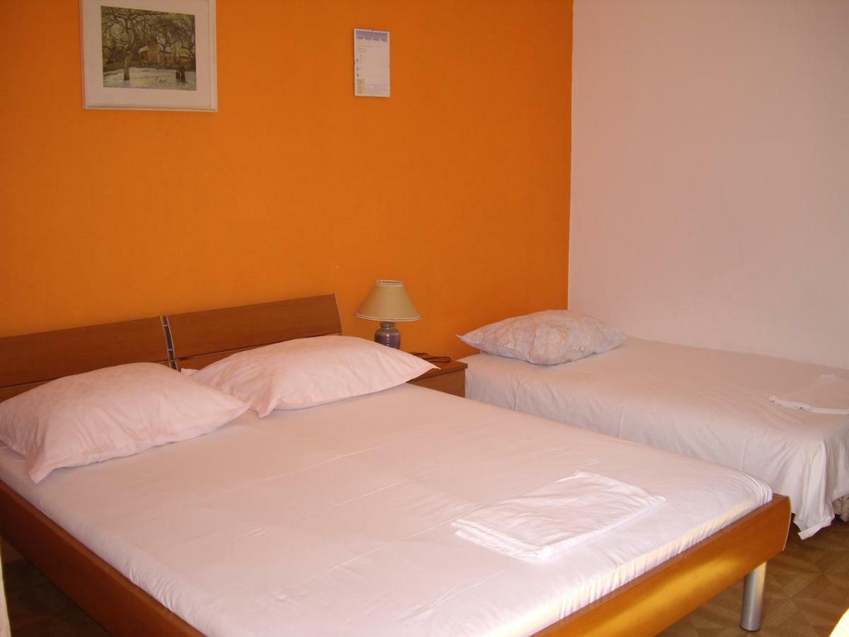 Apartamento Sablic Marina  Exterior foto