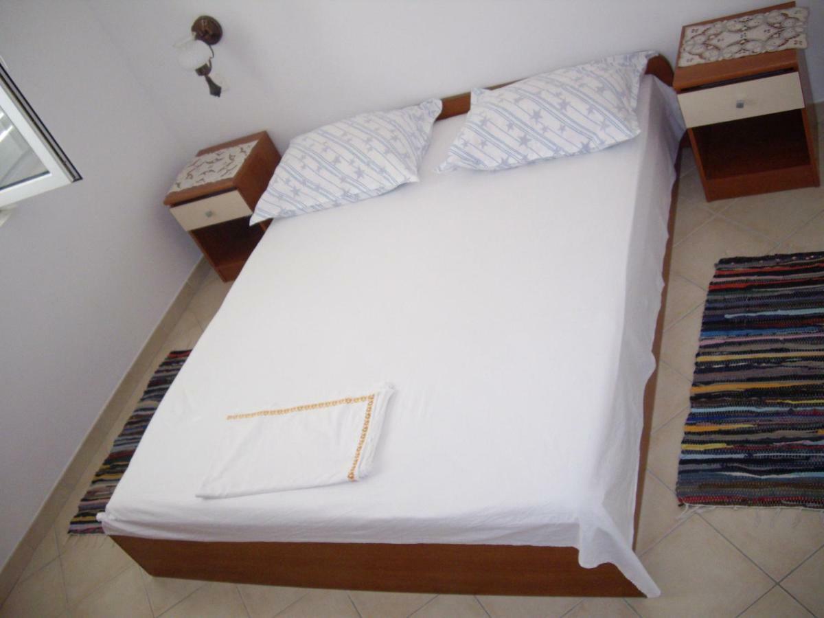 Apartamento Sablic Marina  Exterior foto